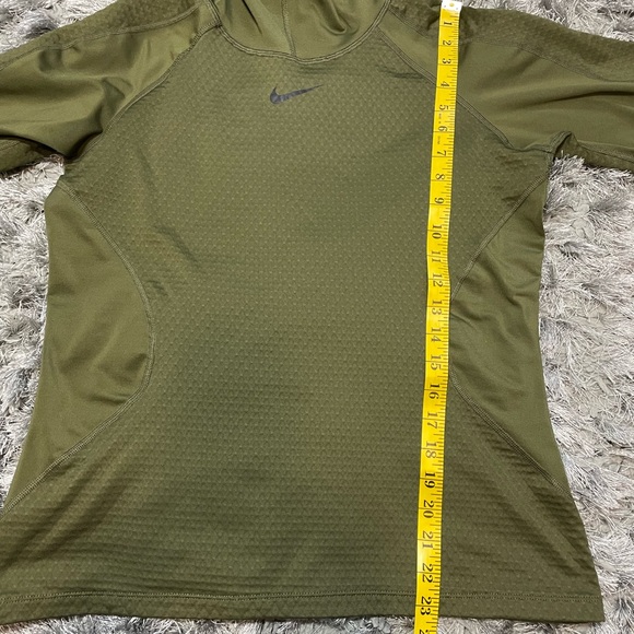 Nike Pro Women’s Army Green Hyperwarm Training Long Sleeve Hoodie Top Size L - Picture 13 of 15